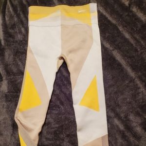 NWOT Nike leggings